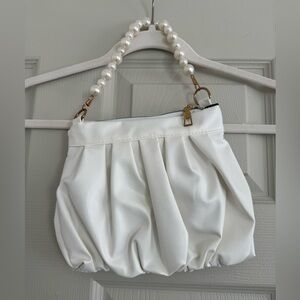 Pearl purse